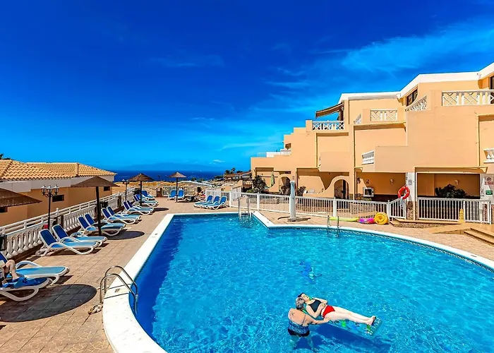 Recently Renovated Seaviews Paradise Court