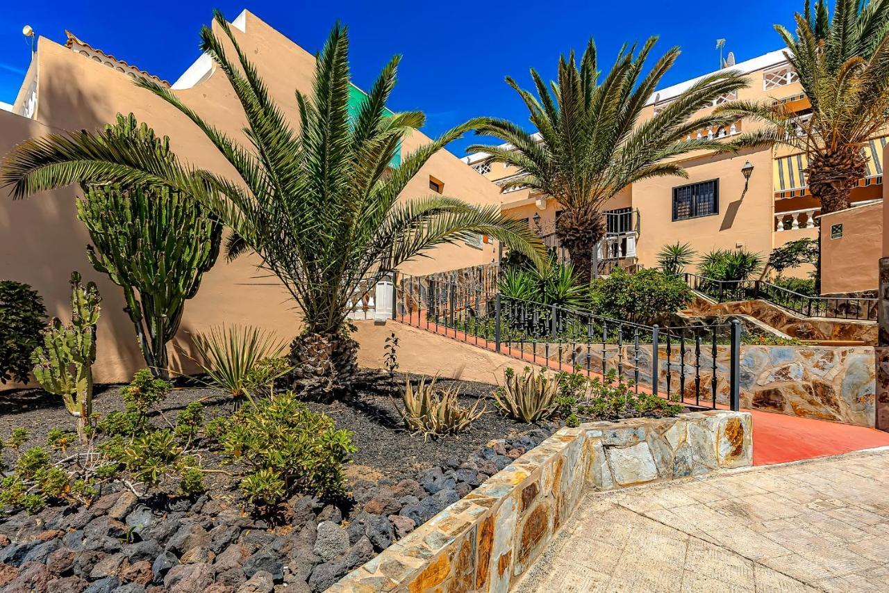 Apartment Recently Renovated Seaviews Paradise Court *